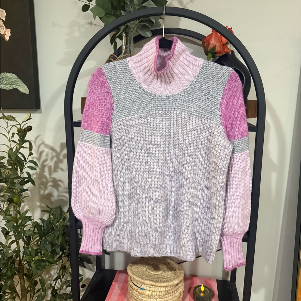 Splendid Colorblock Knit Sweater Pink Gray Turtleneck XS Cozy Chic